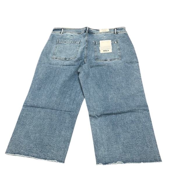 Nwt Mica size 22W Cropped Wide Leg with a lot of stretch Women's Blue Jeans - Picture 5 of 6